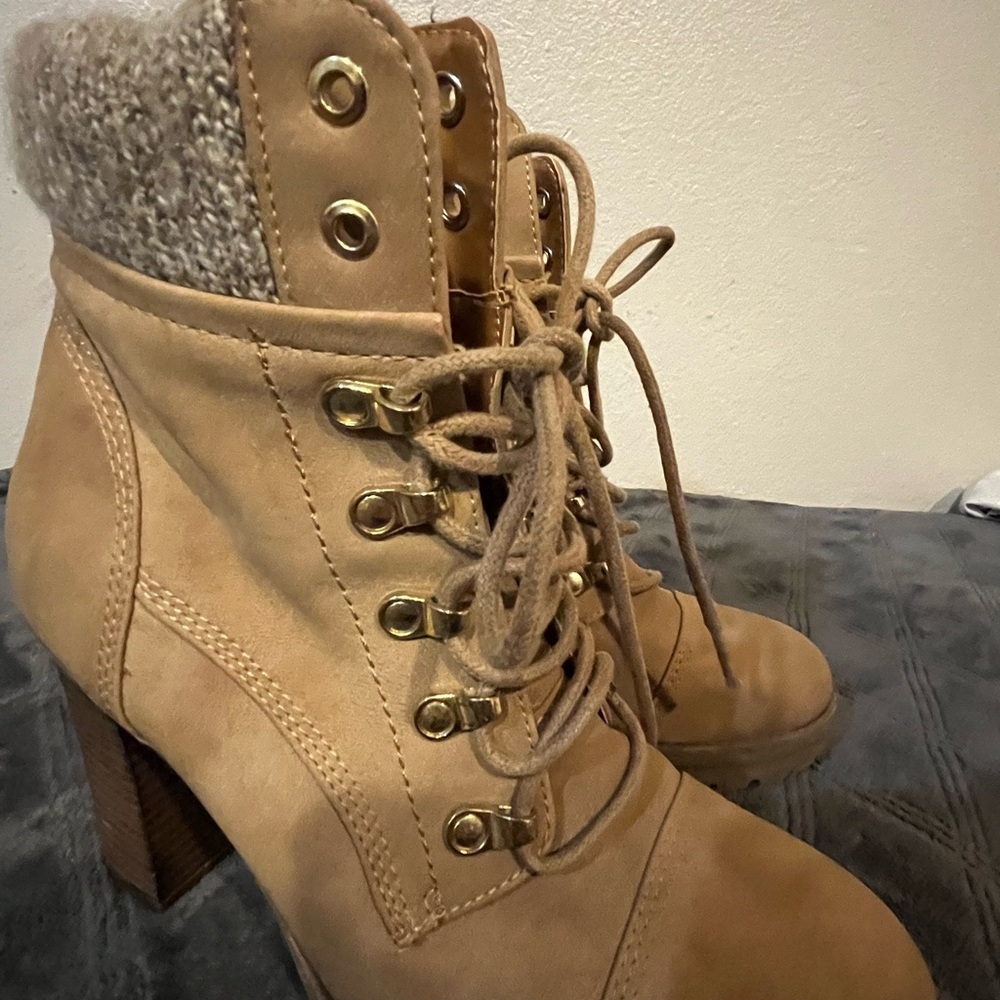 Charlotte Russe Tan Lace Up Boots with Knit Cuff - Picture 3 of 7